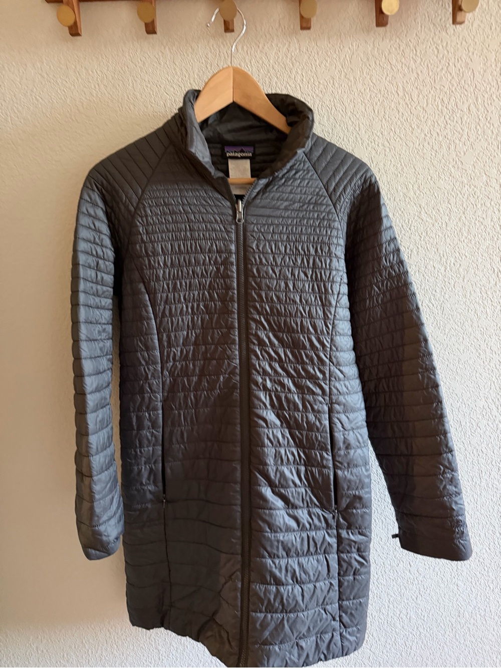 Patagonia Quilted Puffer Coat - Charcoal Gray